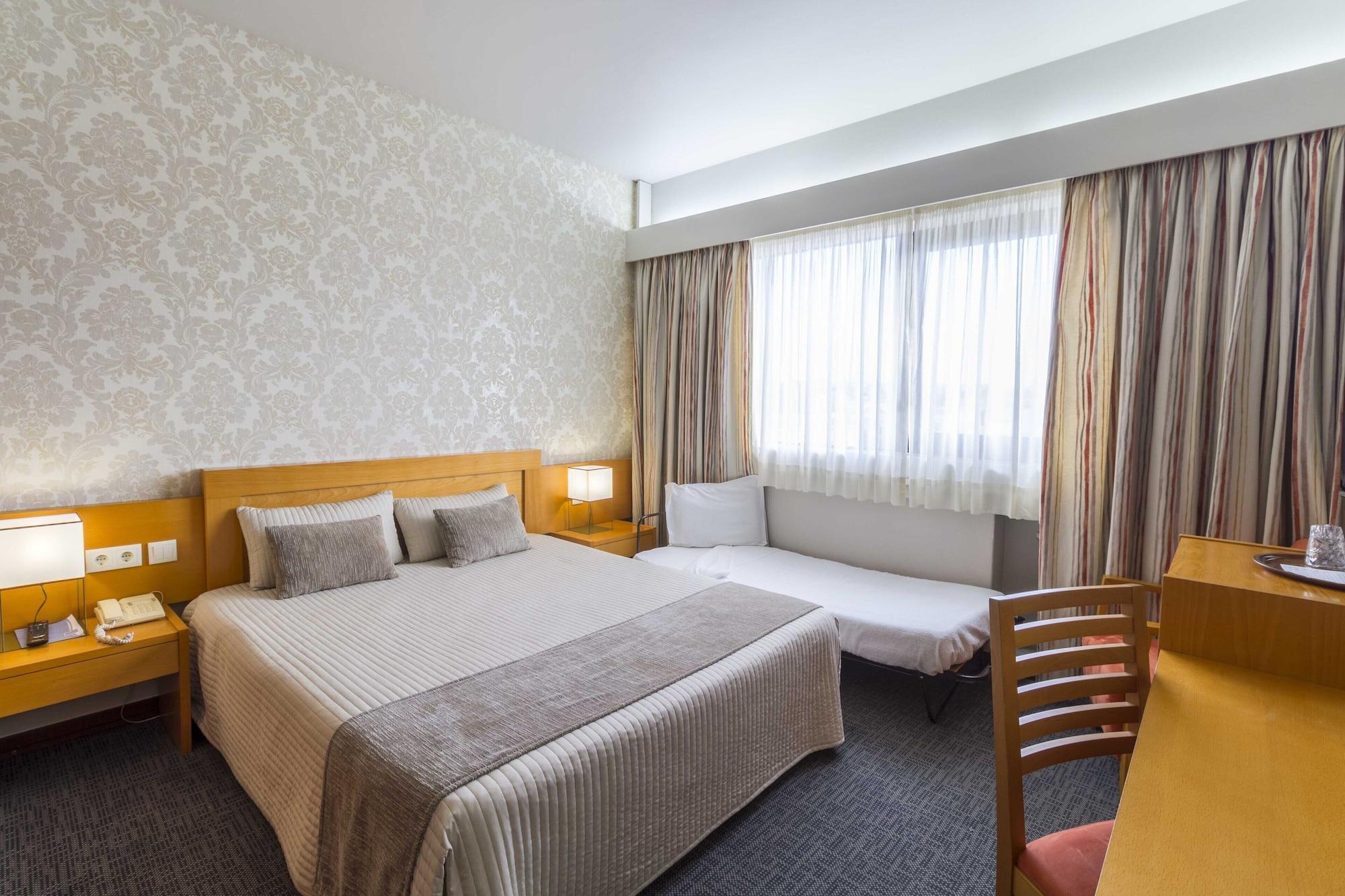 Hotel Eurosol Leiria & Jardim Exterior photo